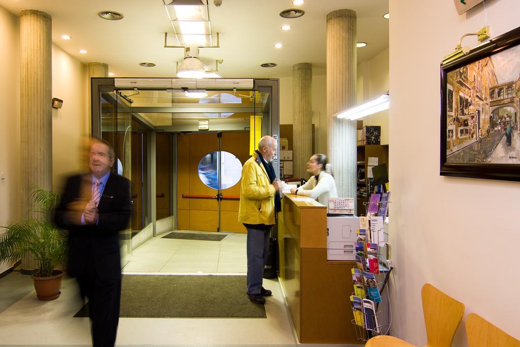 Residencia D'Investigadors Barcelona Exterior photo