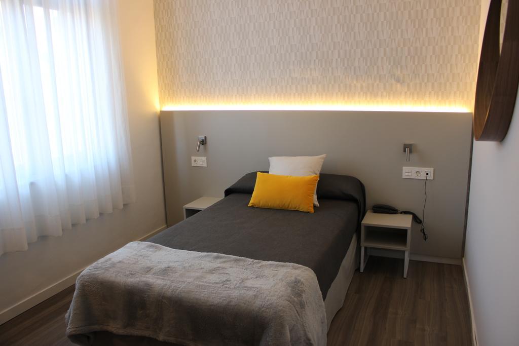 Residencia D'Investigadors Barcelona Room photo