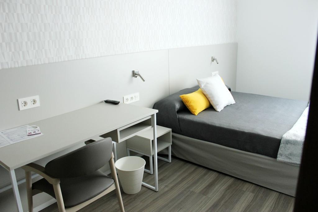 Residencia D'Investigadors Barcelona Room photo